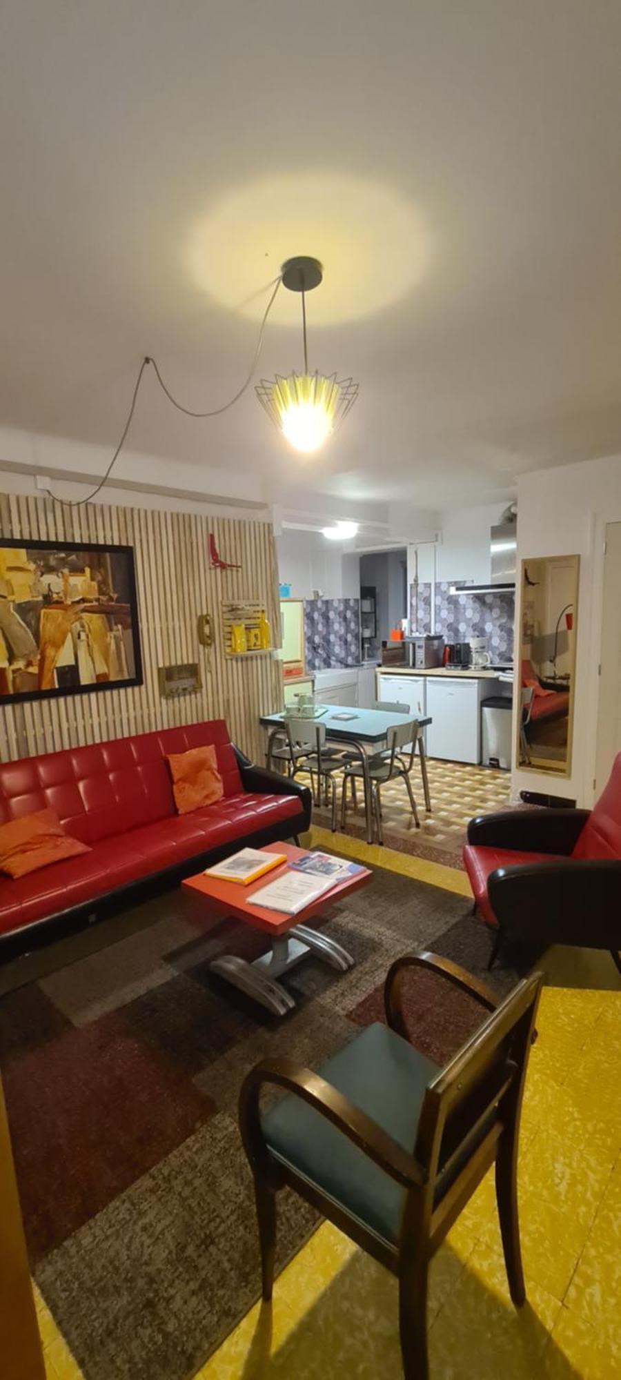 Vintage In Apartment